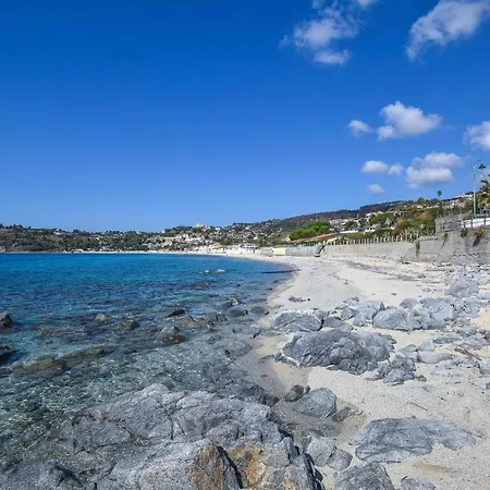 度假居 Beautiful In With House Sea View