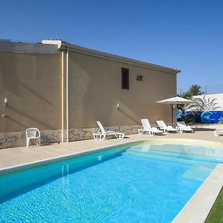 Beautiful In With House Sea View Ragusa